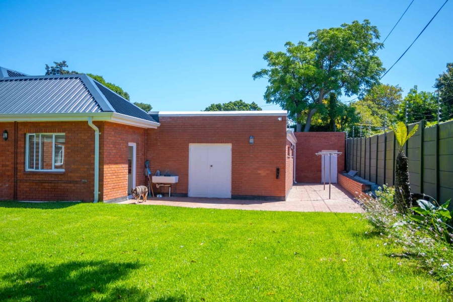 5 Bedroom Property for Sale in Walmer Eastern Cape